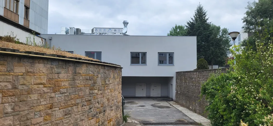 Zakup sprzętu medycznego PET-CT oraz budowa bunkra na potrzeby NIO